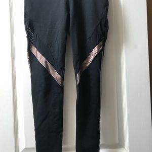 Fabletics Bronze & Black S Leggings